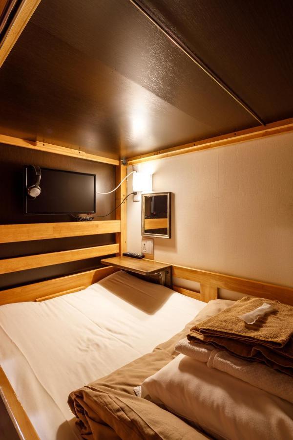 膠囊旅館 Owl Shinbashi 2*